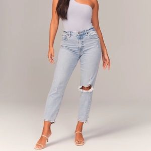Abercrombie & Fitch Curve Love High Rise Mom Jean